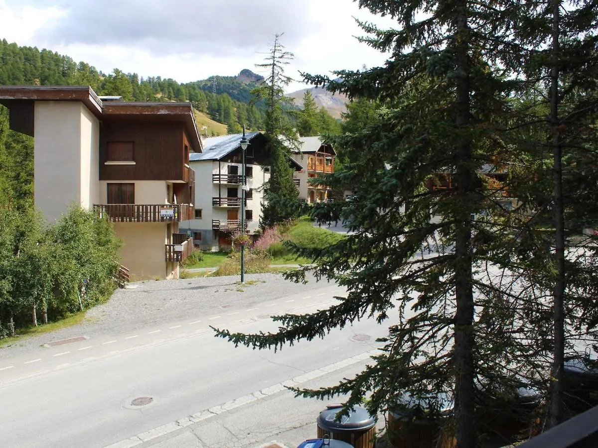 Apartman Appartement Ideal Pour 4 A Vars, Proche Pistes Et Commerces, Parking Inclus - Fr-1-330B-94 Vars  Franciaország